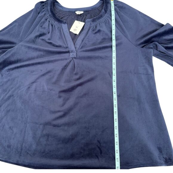 Crown & Ivy NWT Women’s‎ Icon Peasant Top Size XXL Harbor Navy Velvet - Picture 10 of 10